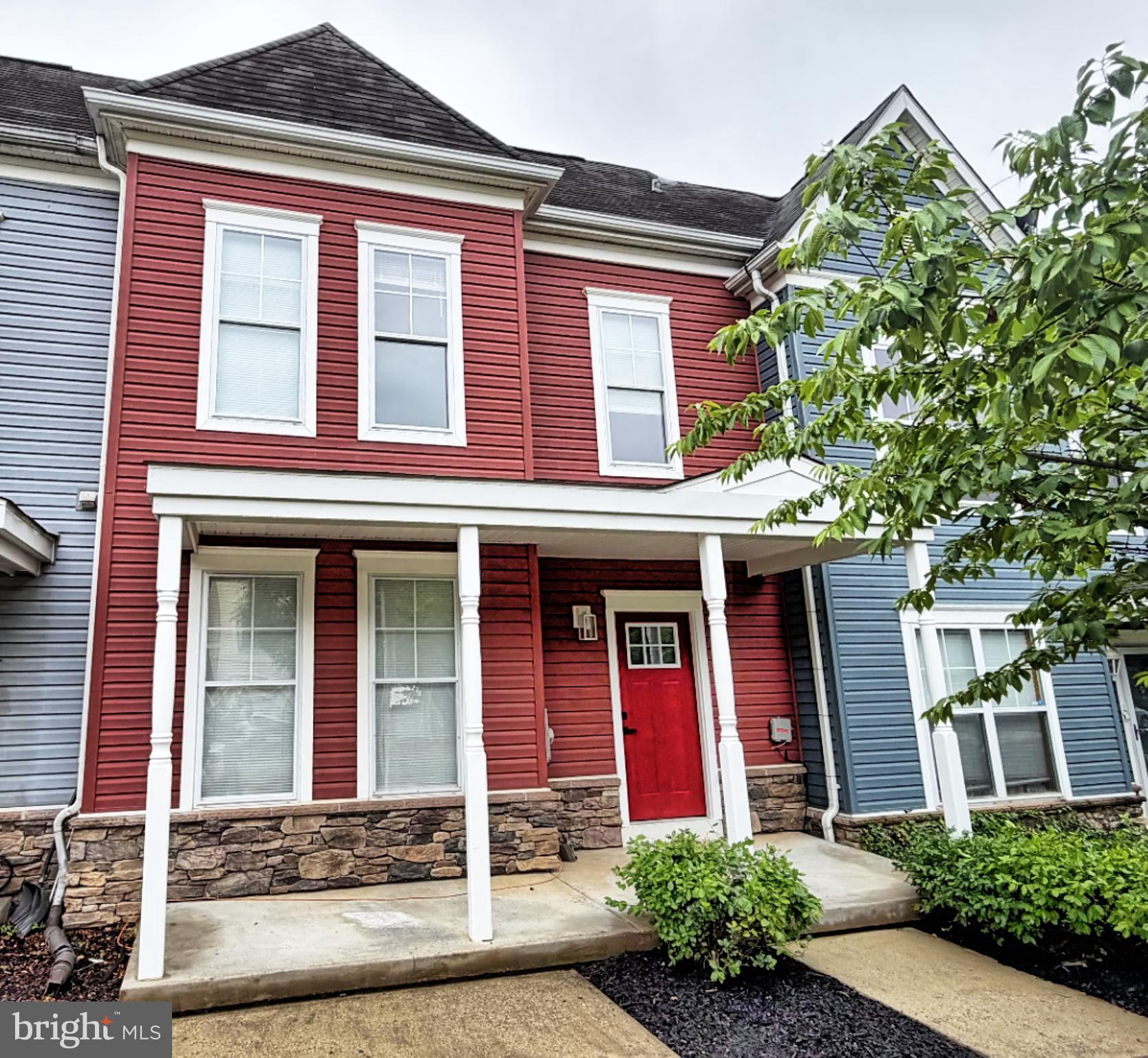 5002 KIMI GRAY COURT SE