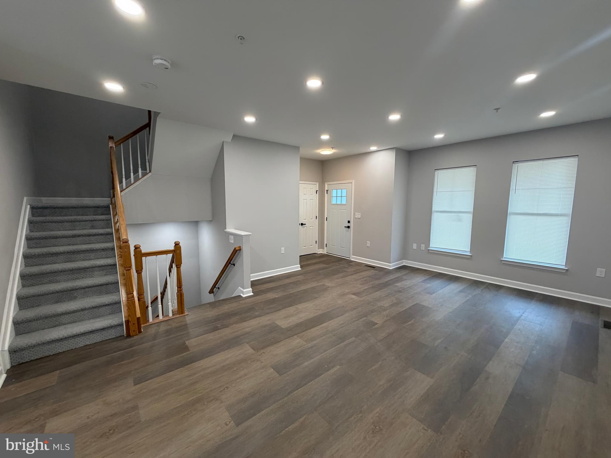 5002 KIMI GRAY COURT SE