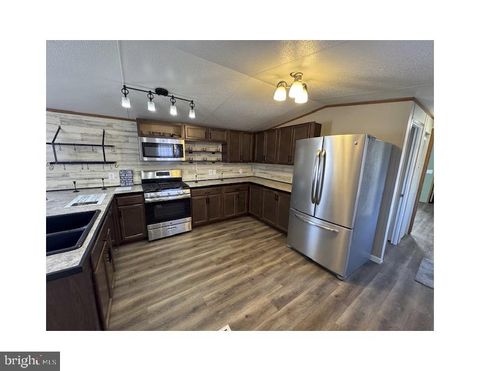 Mobile Home For Sale - 1 Meadowood Dr<br/> CONOWINGO, MD 21918