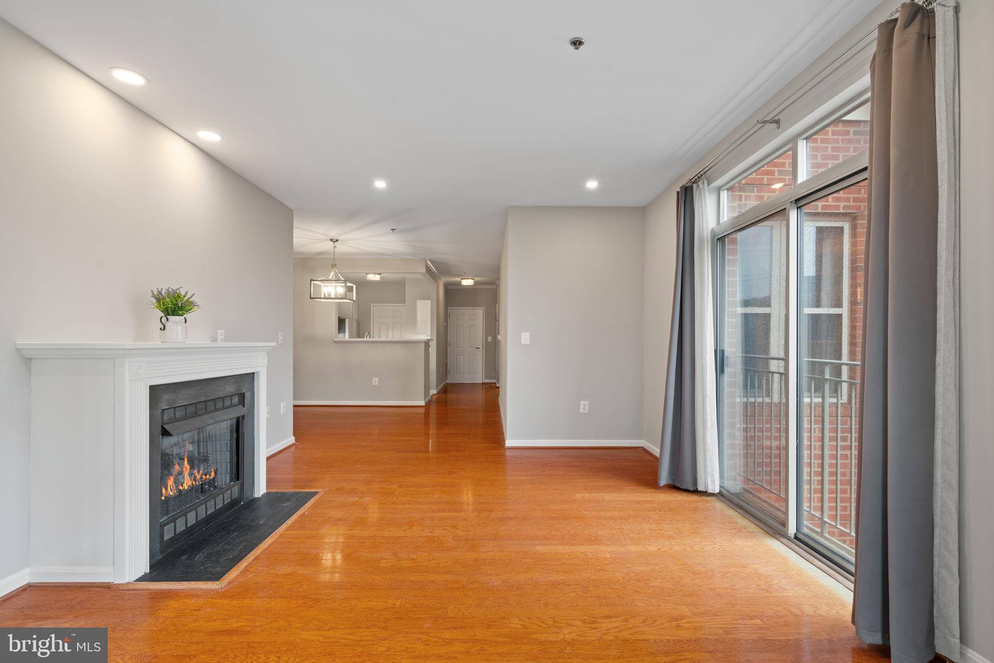 STRATFORD CONDOMINIUMS - Residential