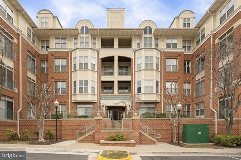 1860 STRATFORD PARK PLACE 305 RESTON VA 20190