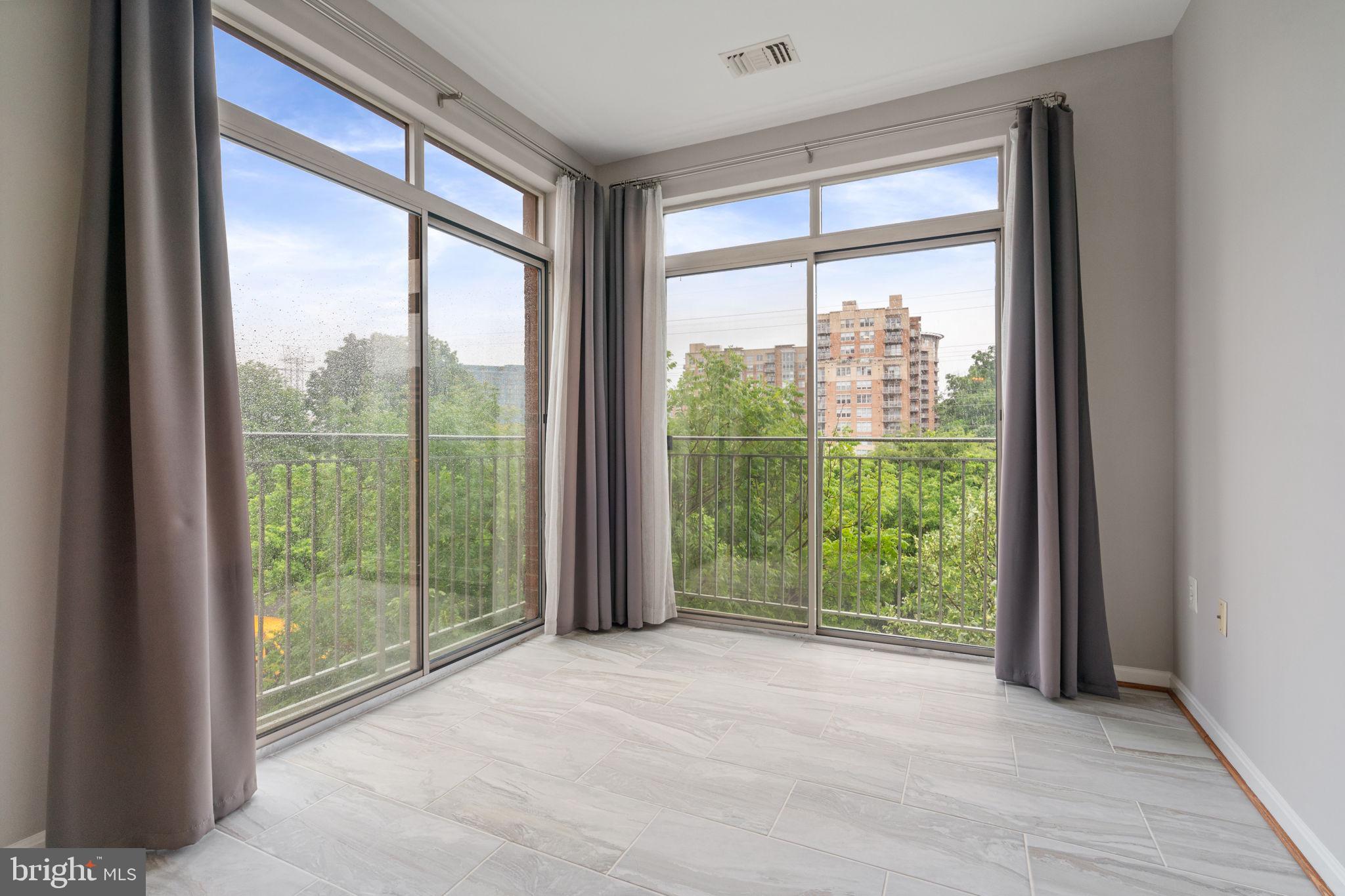 STRATFORD CONDOMINIUMS - Residential