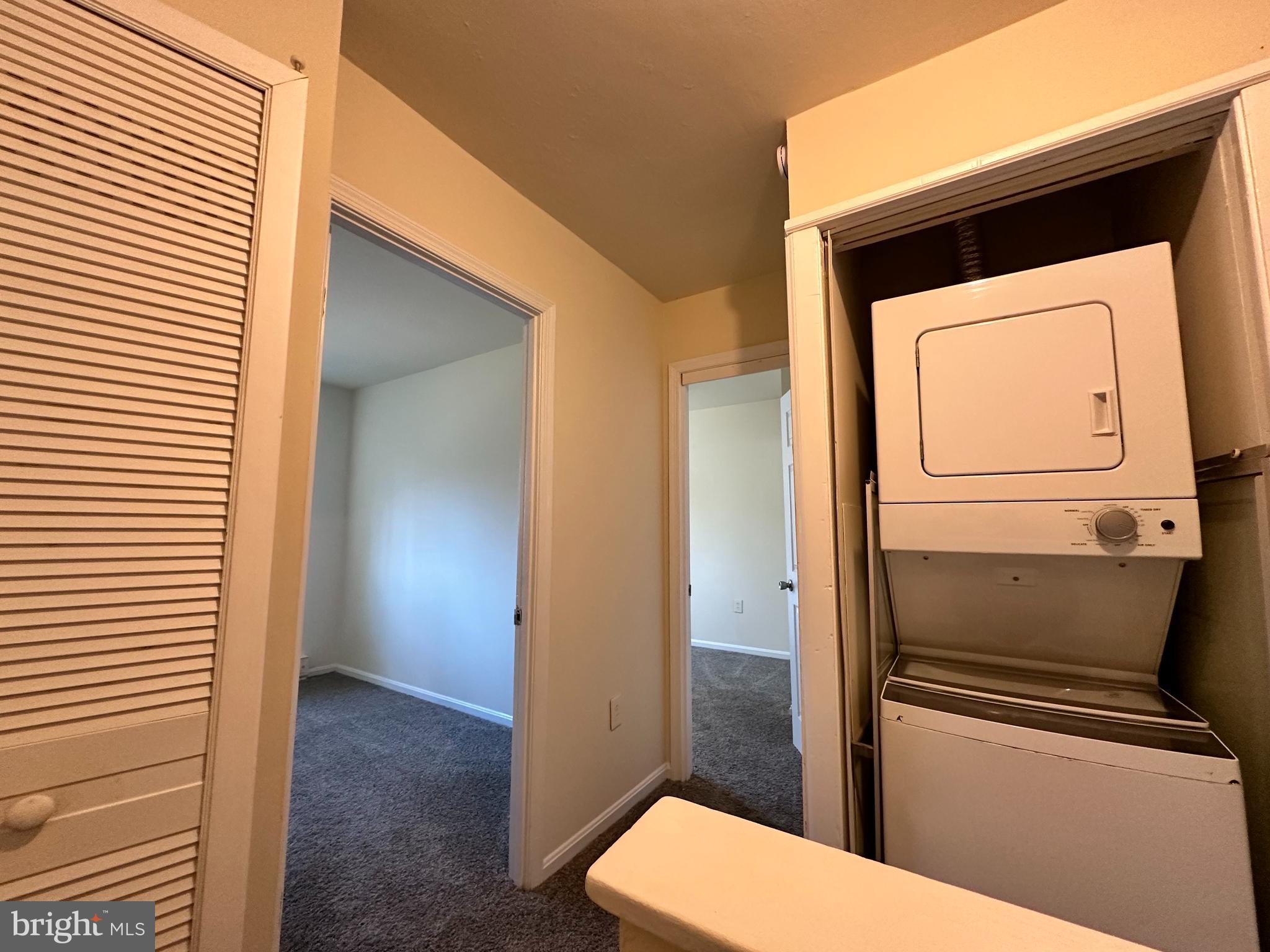 ST CHARLES SUB - HUNTINGTON - Residential Lease