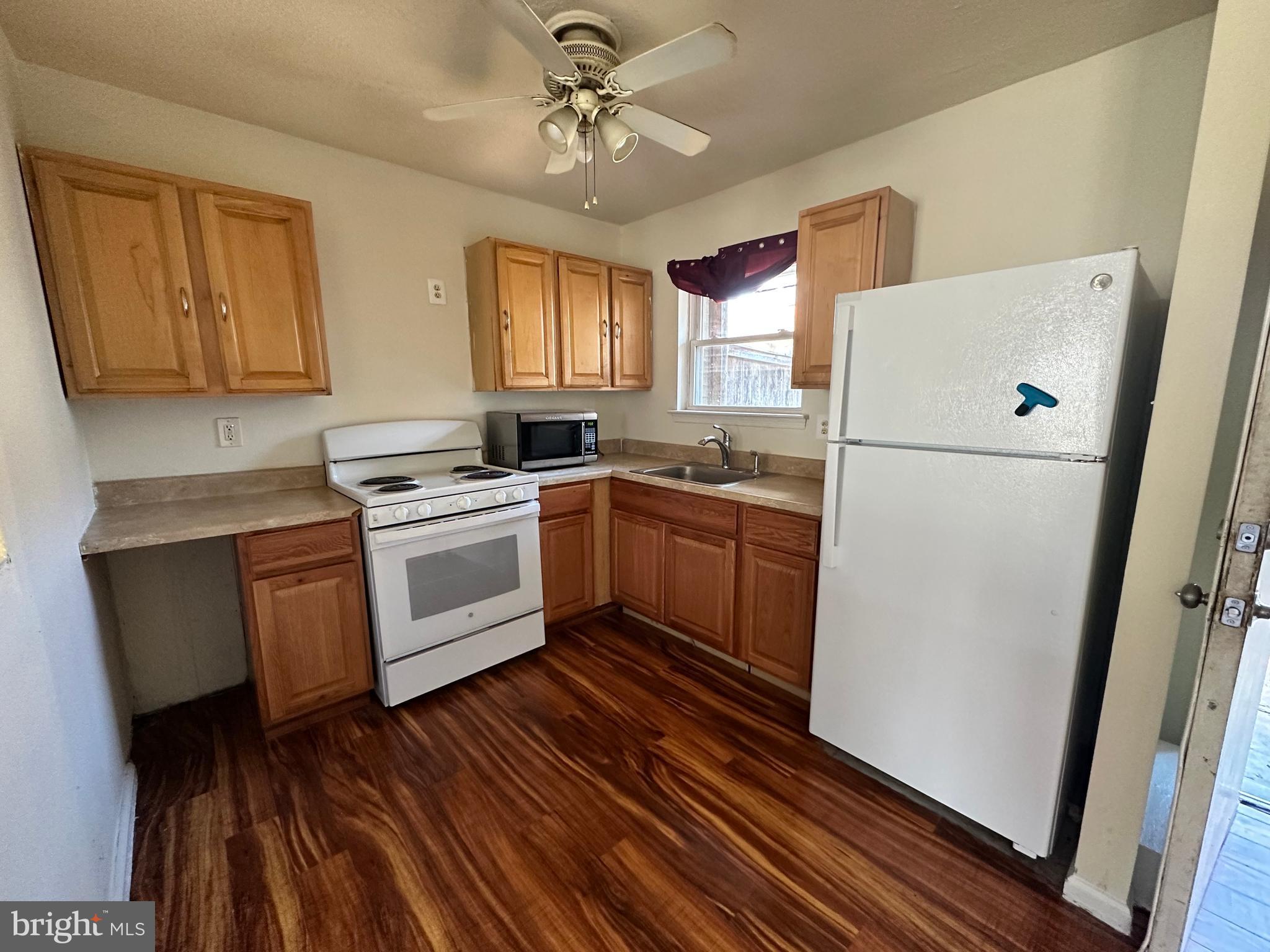 ST CHARLES SUB - HUNTINGTON - Residential Lease