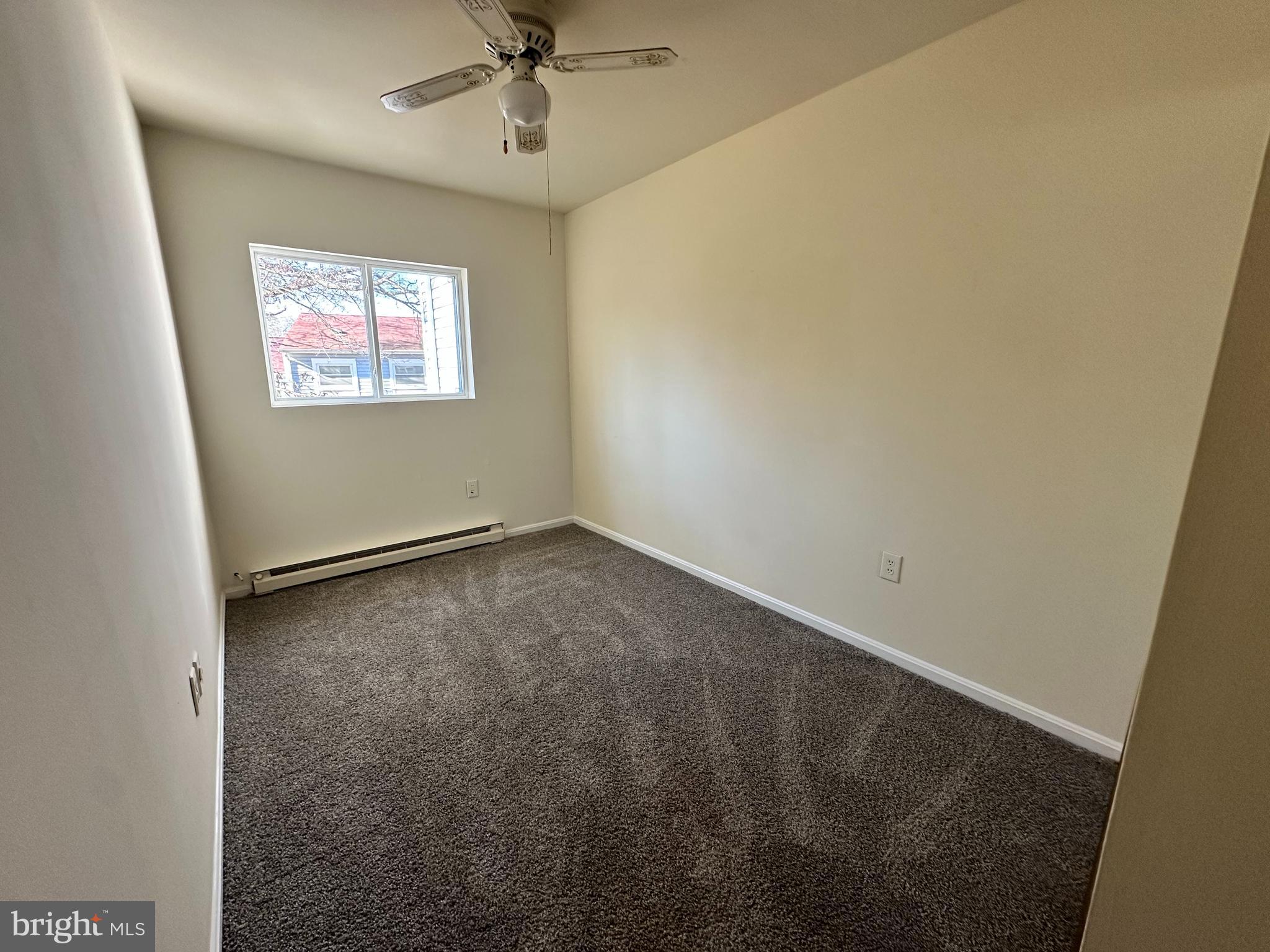 ST CHARLES SUB - HUNTINGTON - Residential Lease