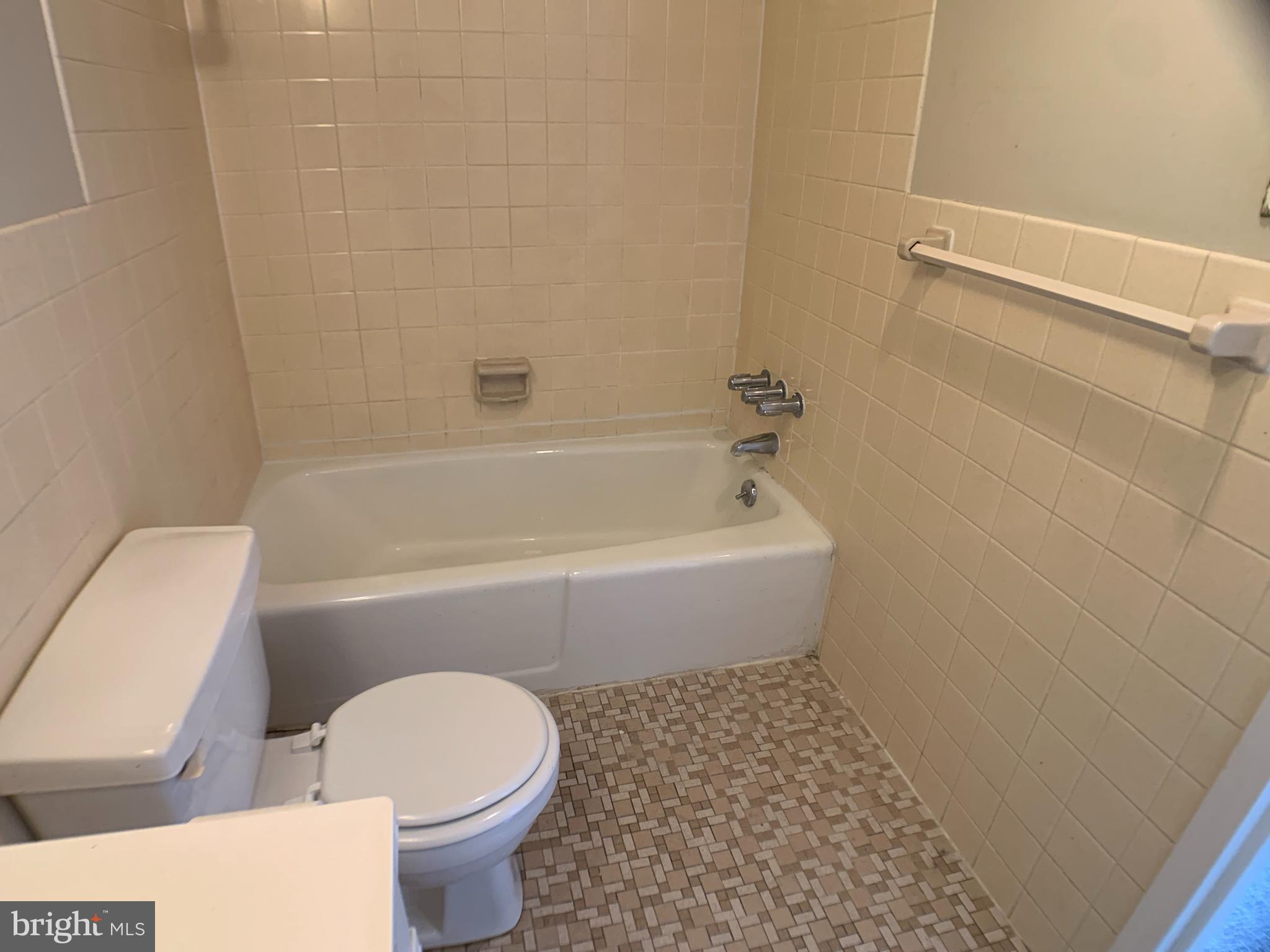 UNIVERSITY TOWERS CODM - Residential