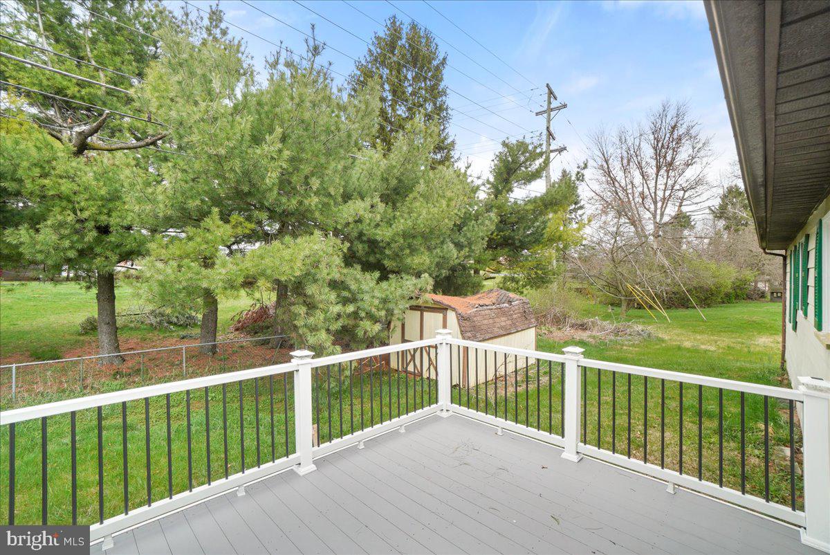 PARADISE HOMES - Residential