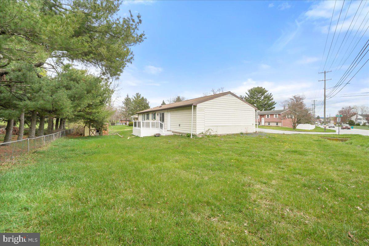 PARADISE HOMES - Residential