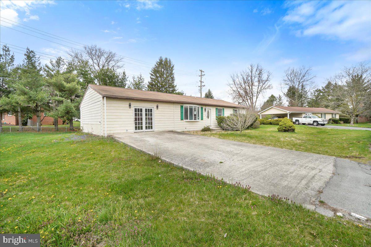 PARADISE HOMES - Residential