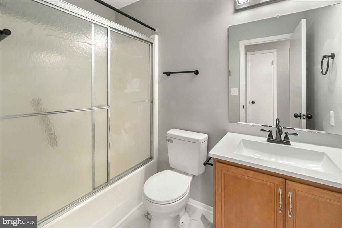 PARADISE HOMES - Residential