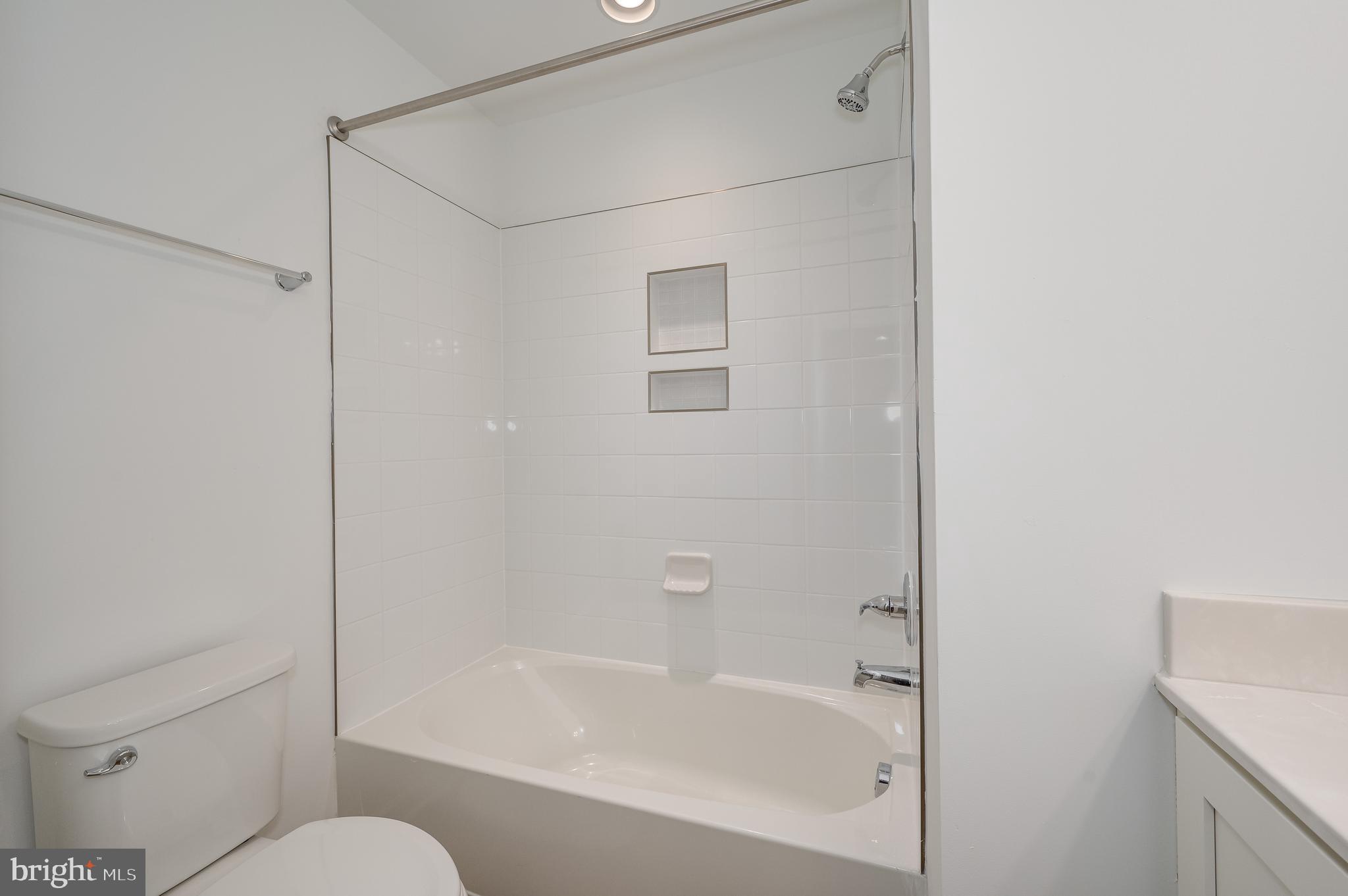 MARTINSBURG STATION - Residential Lease