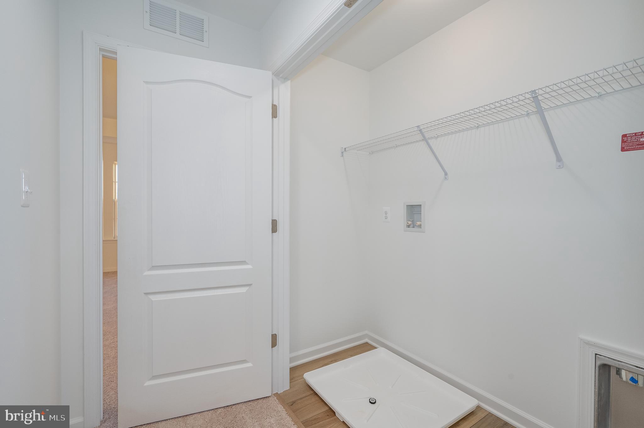 MARTINSBURG STATION - Residential Lease