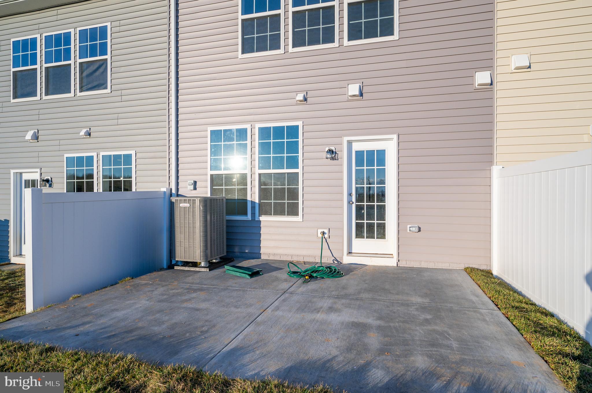 MARTINSBURG STATION - Residential Lease