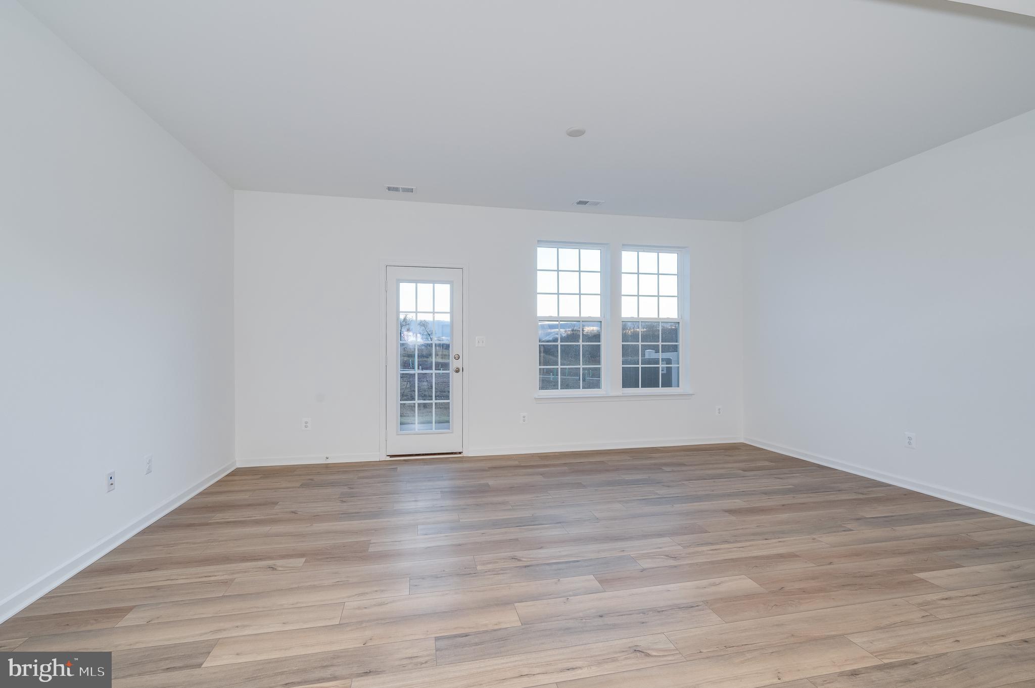 MARTINSBURG STATION - Residential Lease