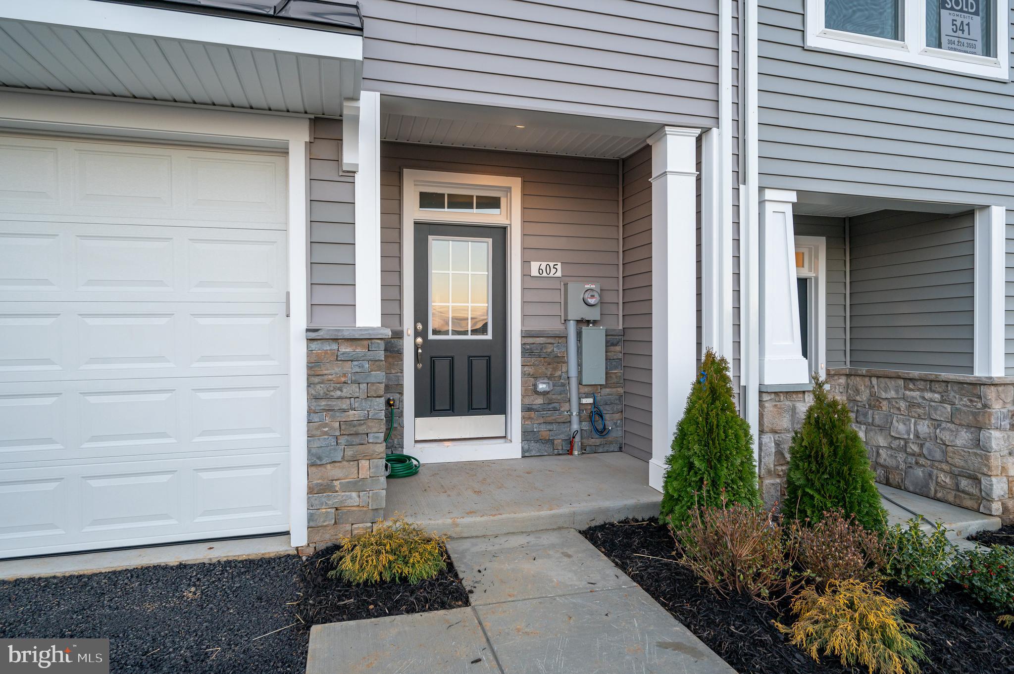 MARTINSBURG STATION - Residential Lease