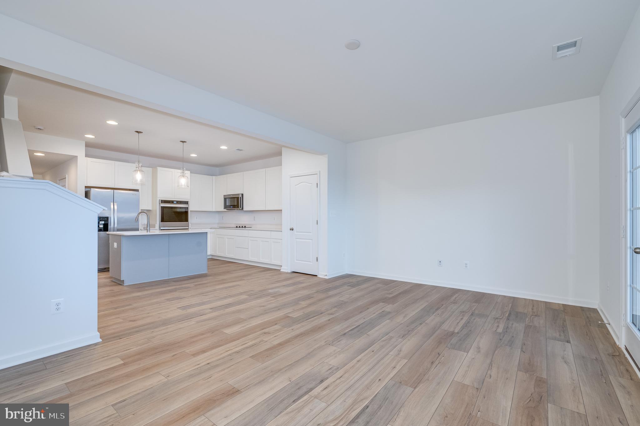 MARTINSBURG STATION - Residential Lease