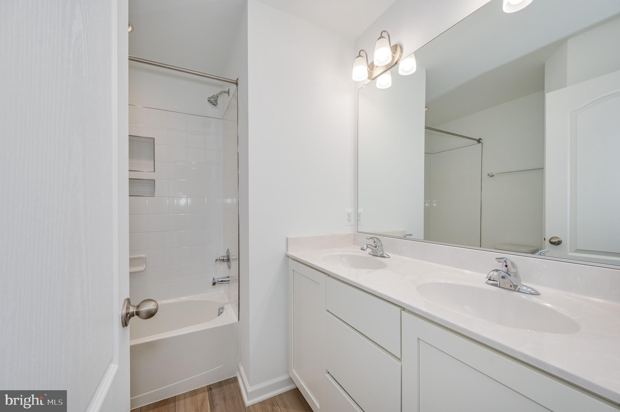 MARTINSBURG STATION - Residential Lease