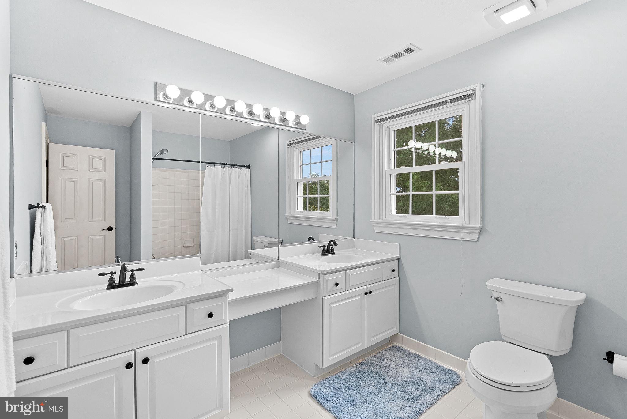 TREVOR HILL - Residential