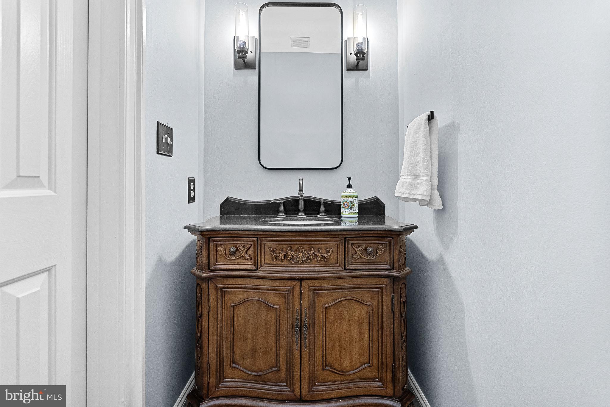 TREVOR HILL - Residential