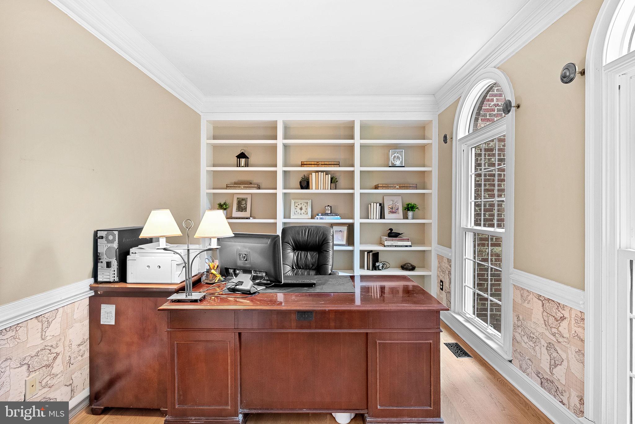 TREVOR HILL - Residential