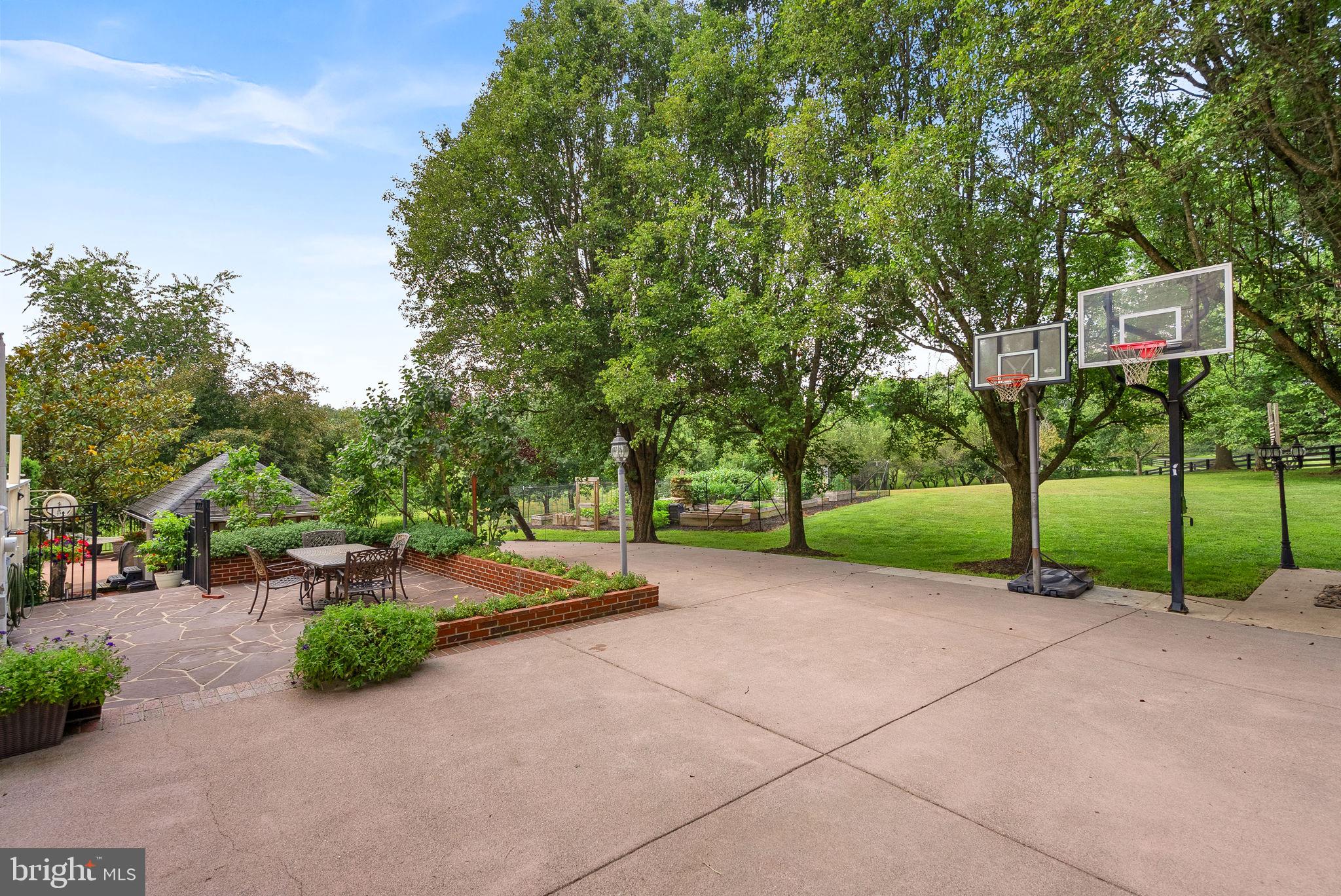 TREVOR HILL - Residential