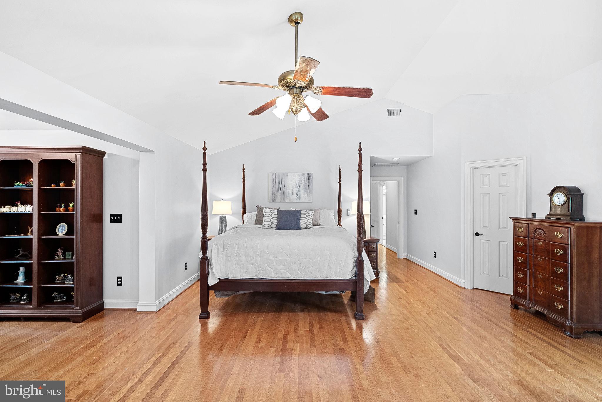 TREVOR HILL - Residential