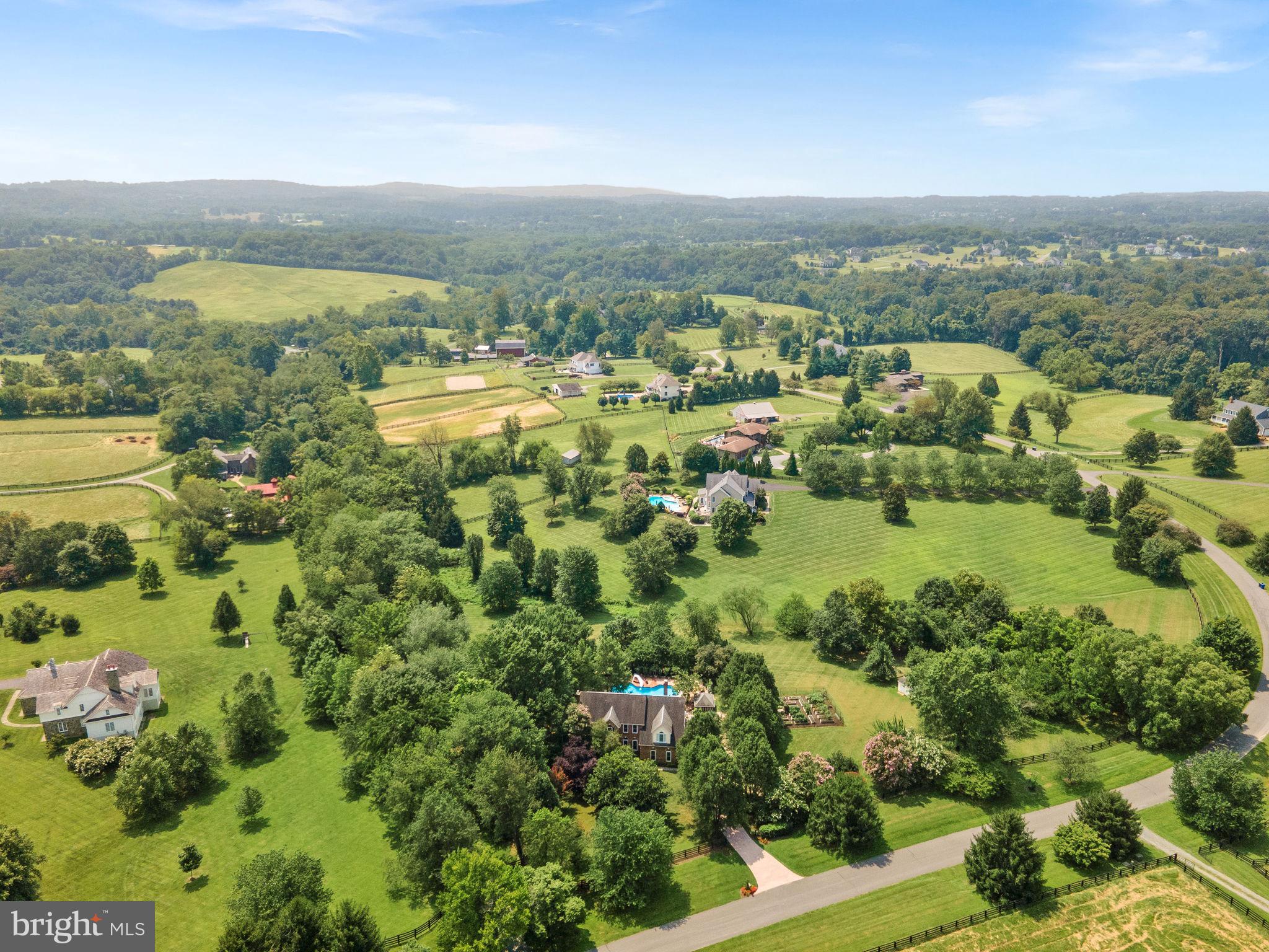 TREVOR HILL - Residential