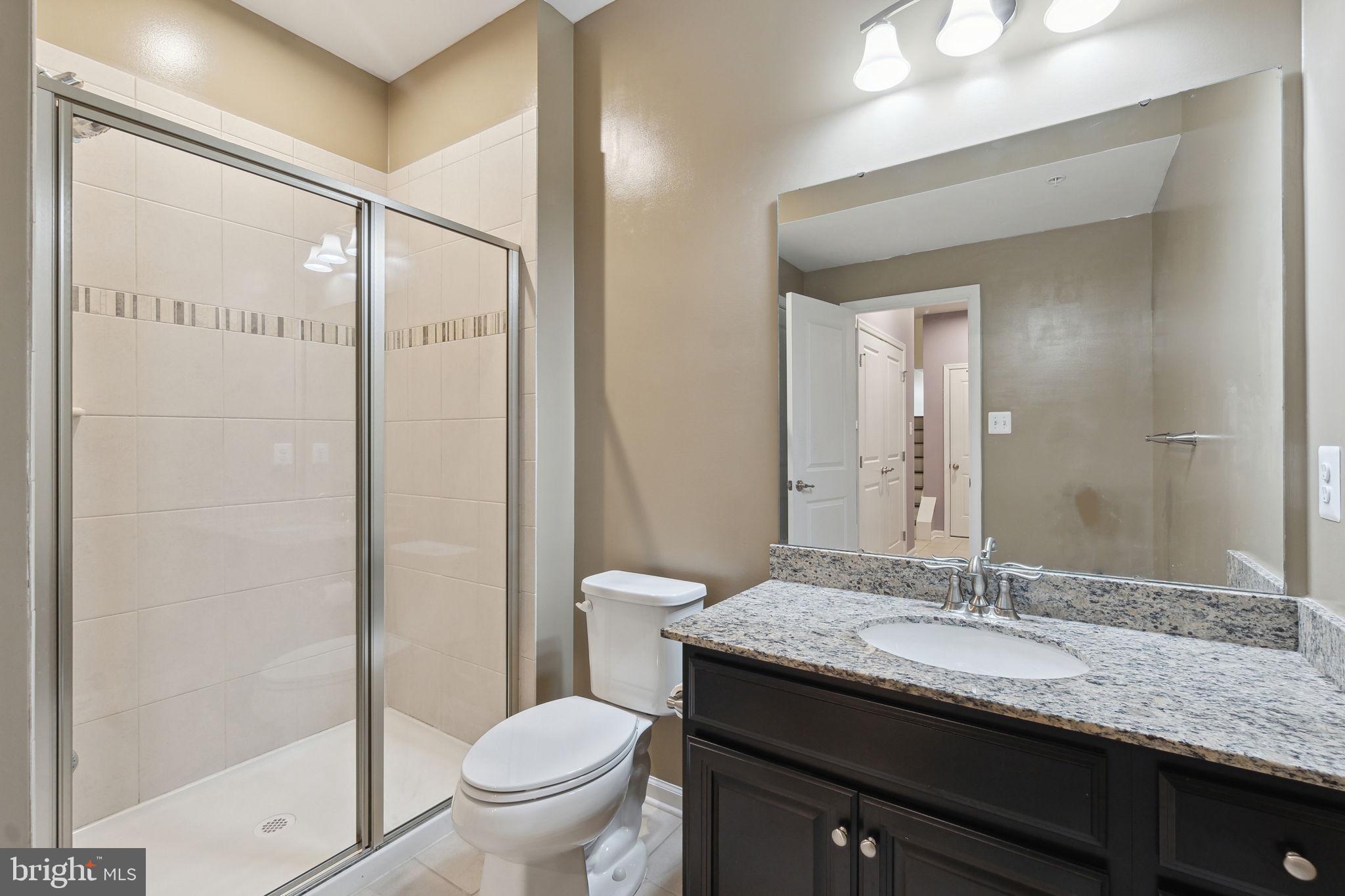 PONDVIEW - Residential