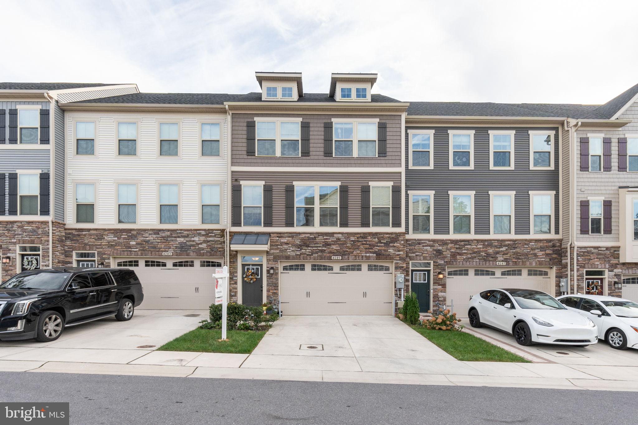 PONDVIEW - Residential