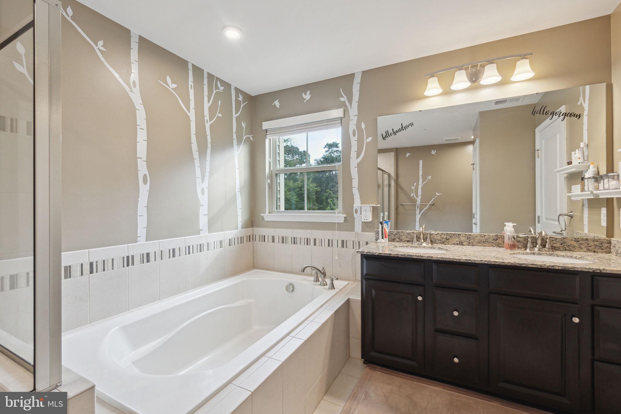 PONDVIEW - Residential