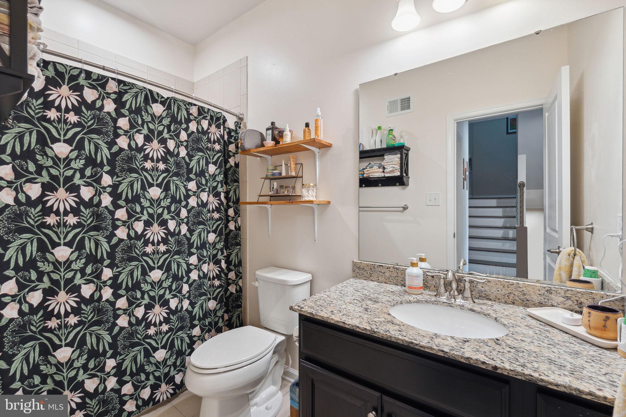 PONDVIEW - Residential