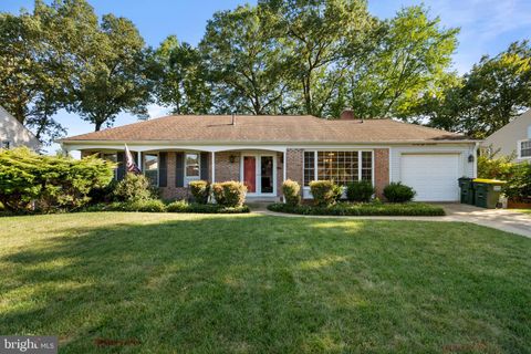 7838 ATTLEBORO SPRINGFIELD VA 22153