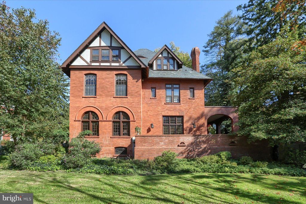 Photo of 1021 Marietta Avenue, Lancaster, PA 17603 (MLS # PALA2042654)