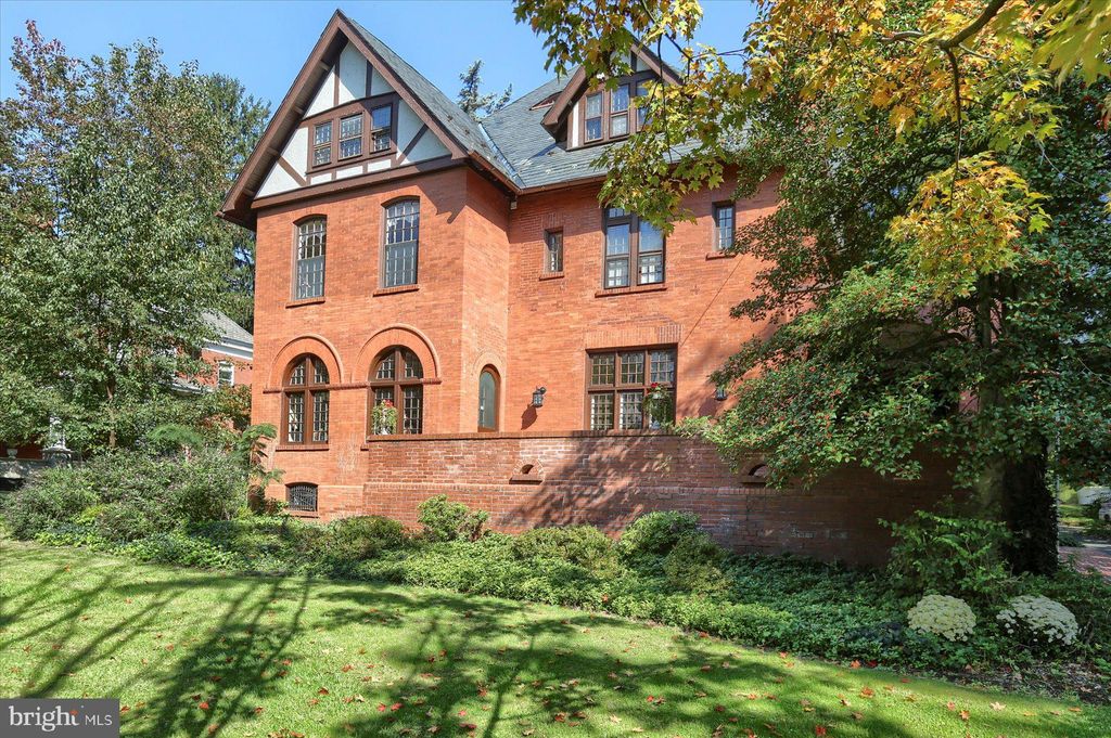 Photo of 1021 Marietta Avenue, Lancaster, PA 17603 (MLS # PALA2042654)