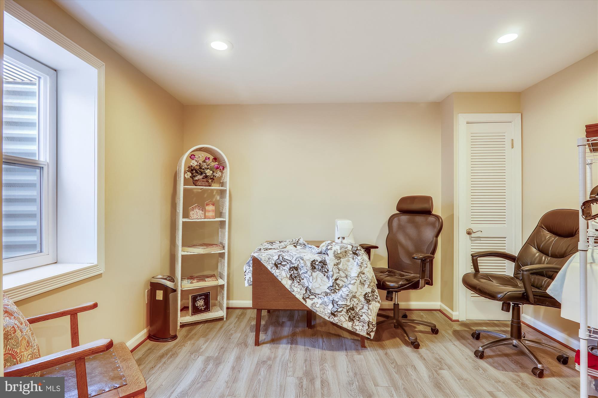 FLOWER HILL - Residential