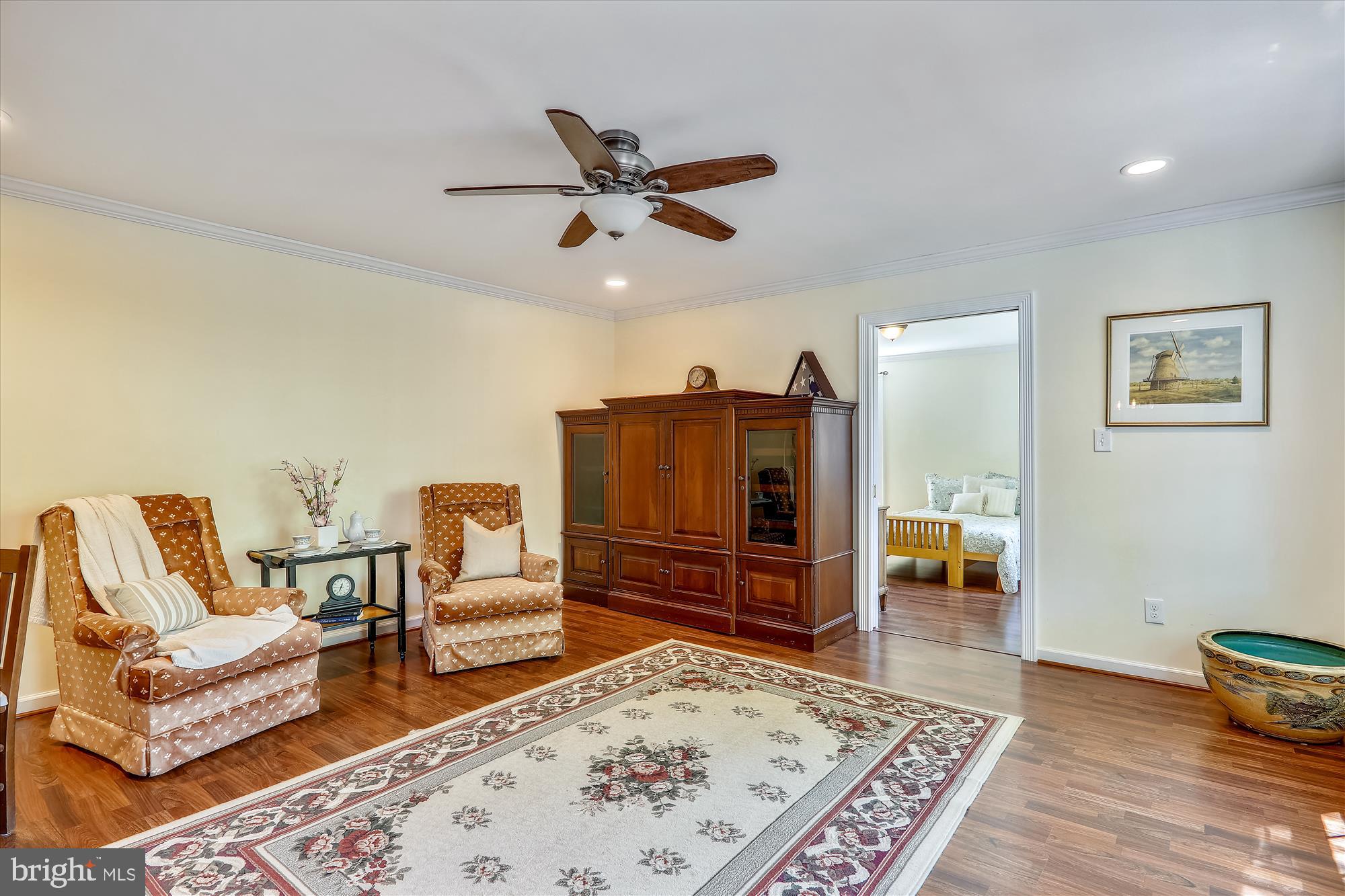 FLOWER HILL - Residential