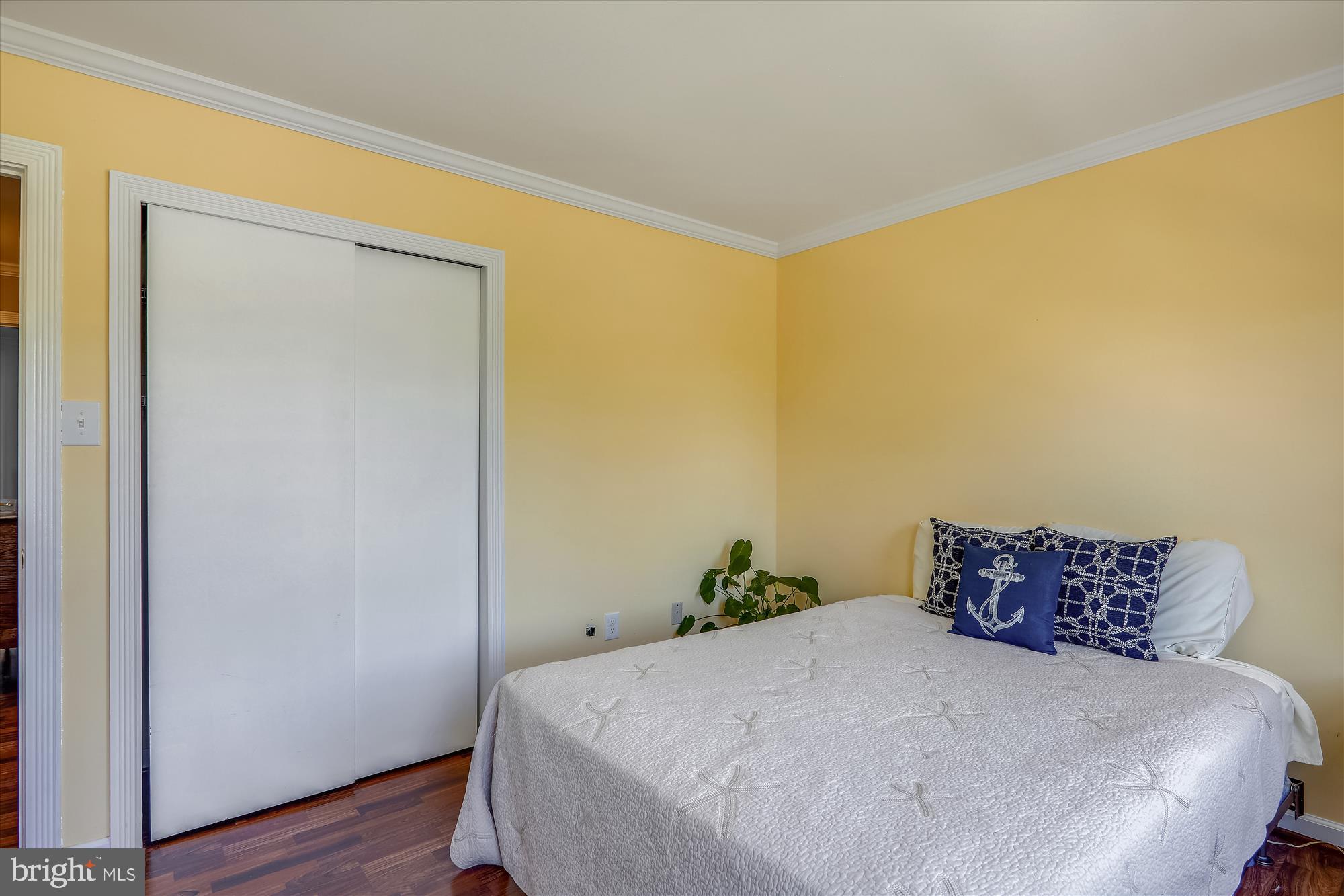 FLOWER HILL - Residential