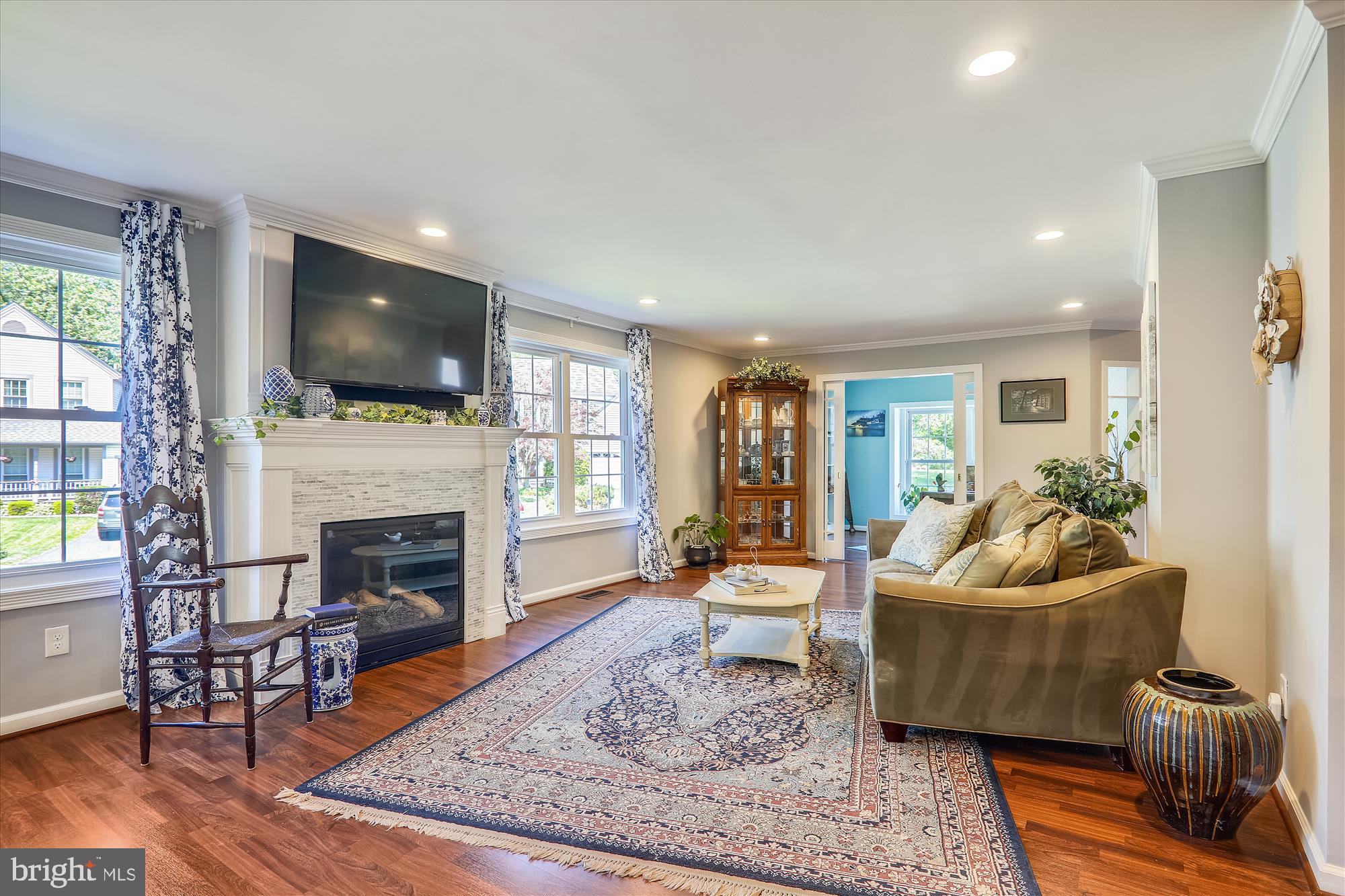 FLOWER HILL - Residential