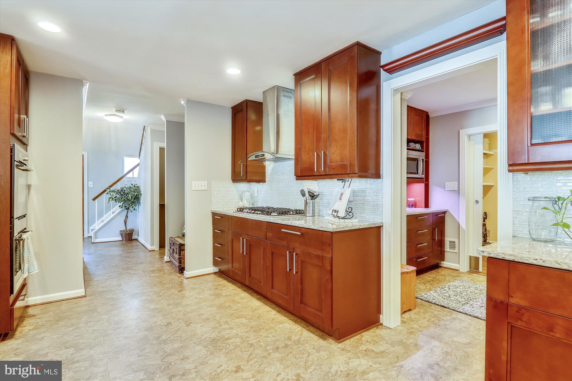 FLOWER HILL - Residential