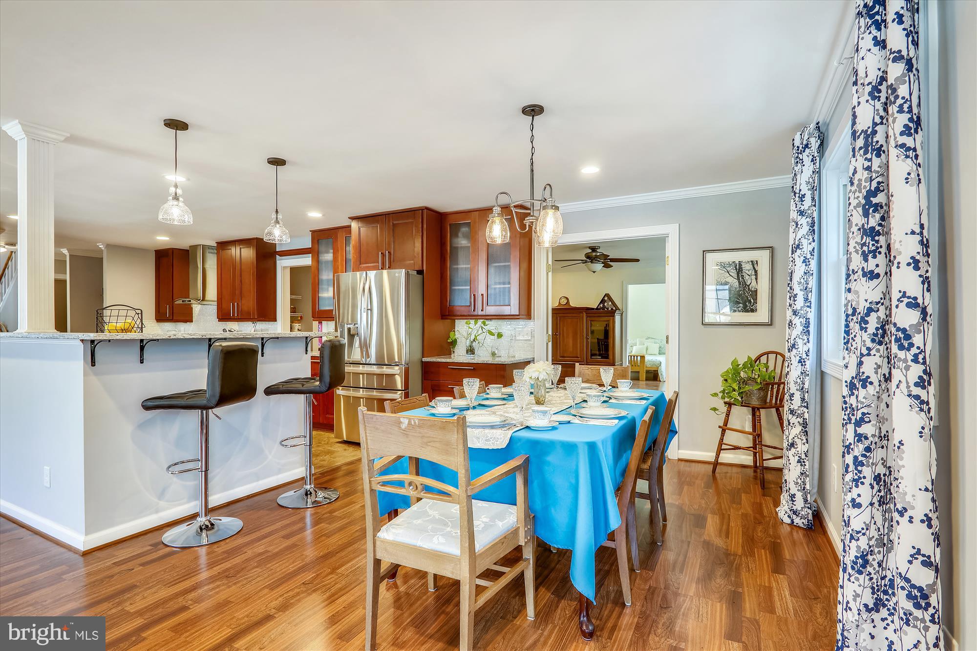 FLOWER HILL - Residential