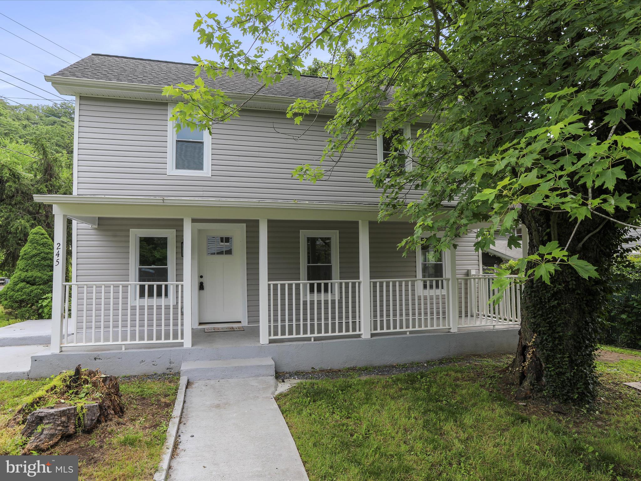 Single family 4 bedroom home in Frederick County for $350,000! Priced to sell! Welcome to this TOP TO BOTTOM RENOATION WITH COUNTY PERMITS. Everything is new on this 4 bedrooms, 3-bathroom home! New electric, plumbing, roof, windows, siding, HVAC. Featuring a main level bedroom with full bath. New Kitchen with quartz countertops and stainless-steel appliances. Main level with an open concept has all new LTV flooring. The second floor has vaulted ceiling, spacious bedrooms, and 2 stylish bathrooms. This home offers ample parking with a natural backyard stream and new deck of the side of the home. Conveniently located in Knoxville near the C&O canal and Appalachian trails, MARC train, Historic Harpers Ferry, and local vineyards, this home offers both convenience and adventure. Five year home warranty included!
Don't miss this wonderful opportunity to own this completely turn-key home!