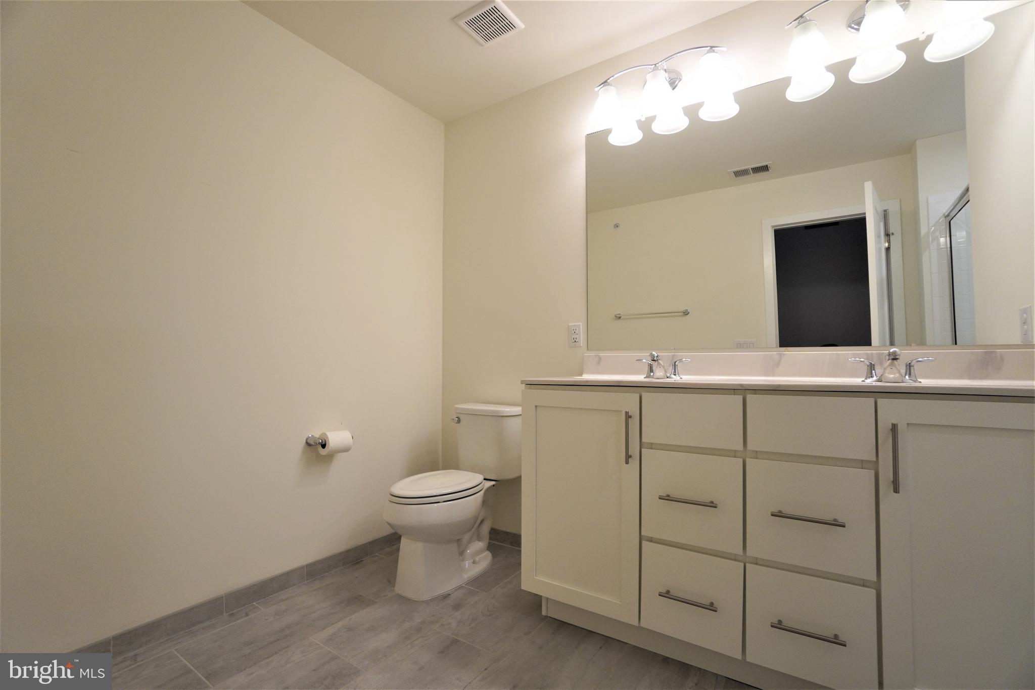 HATBORO STATION - Residential Lease