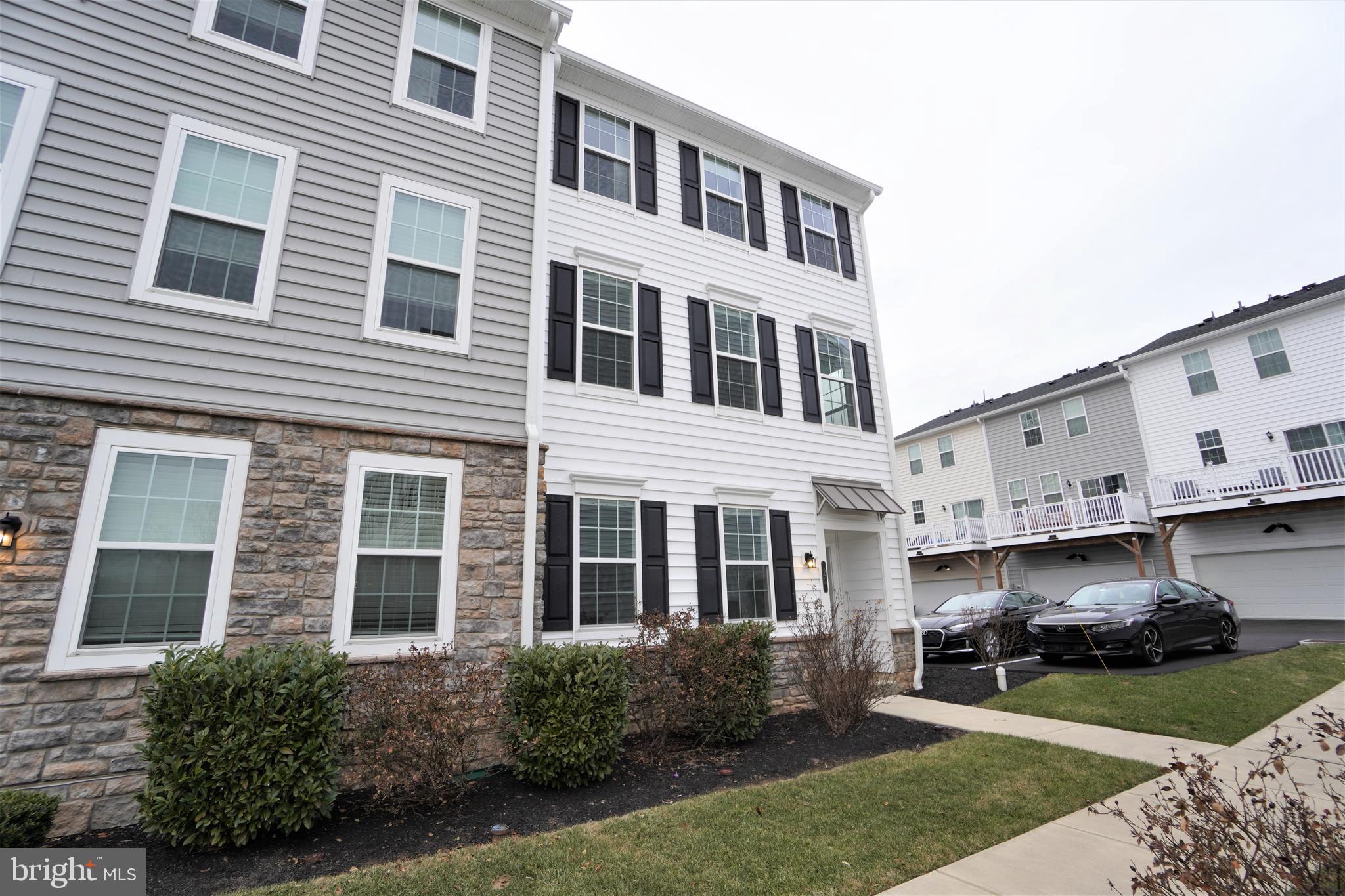 HATBORO STATION - Residential Lease