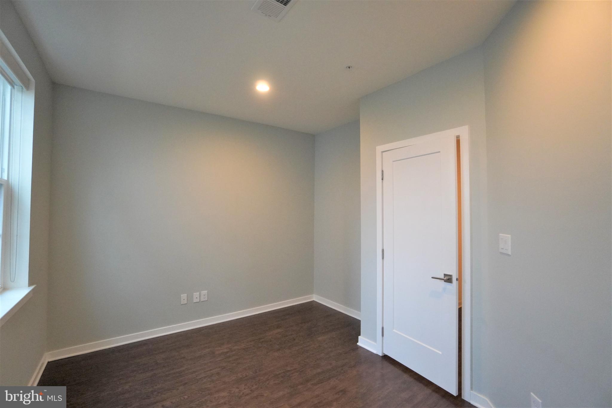 HATBORO STATION - Residential Lease