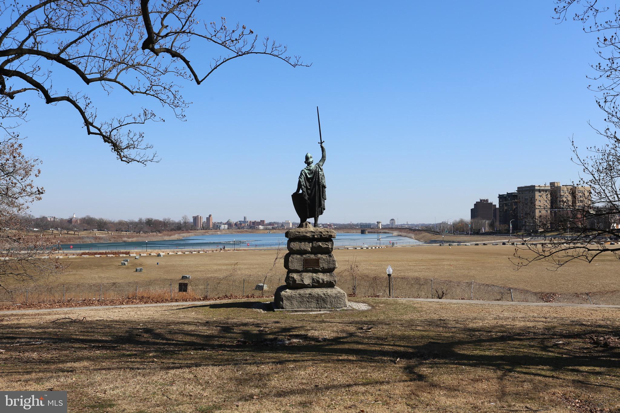 RESERVOIR HILL - Residential