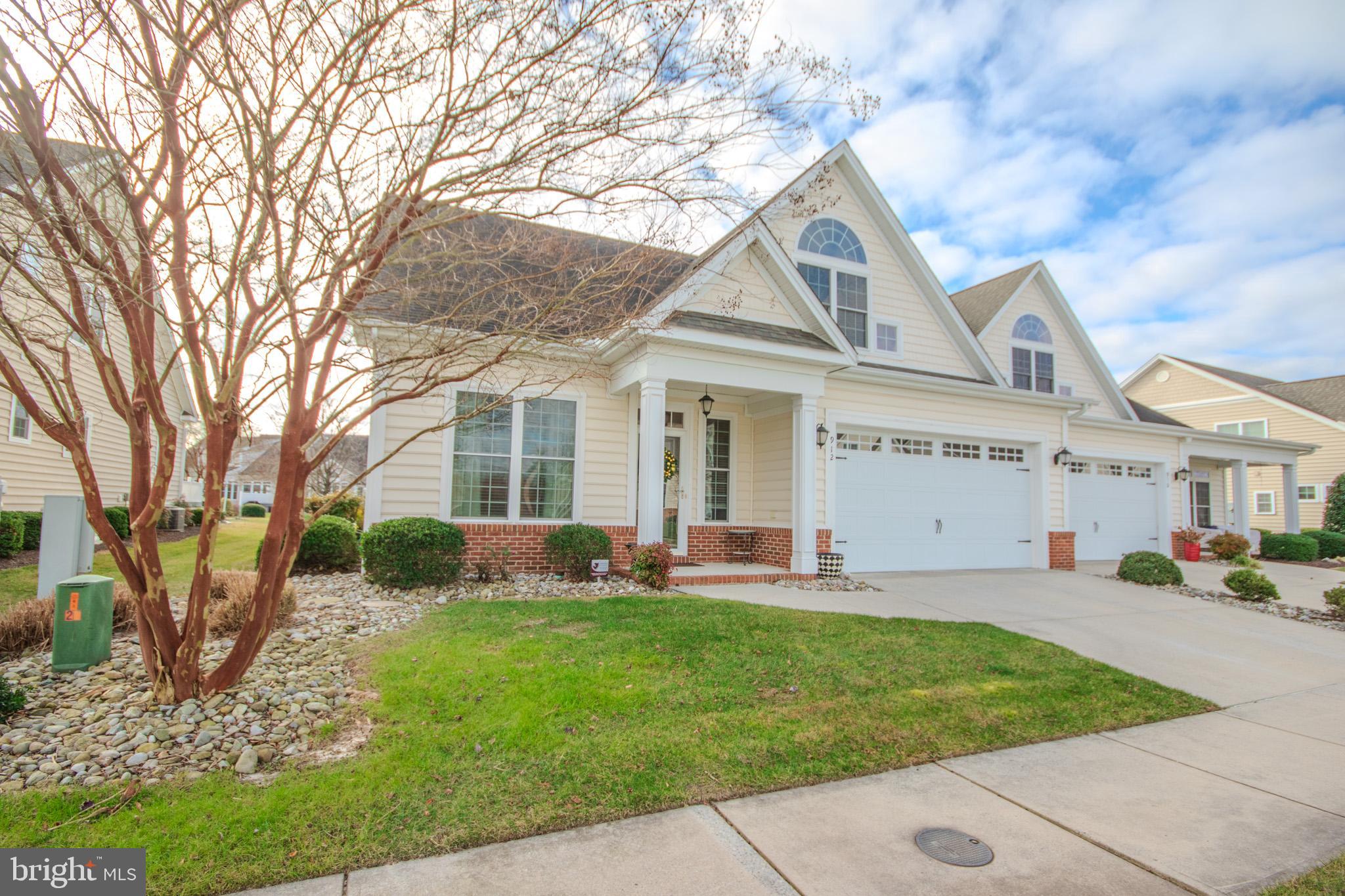 912 TURNSTONE CIRCLE