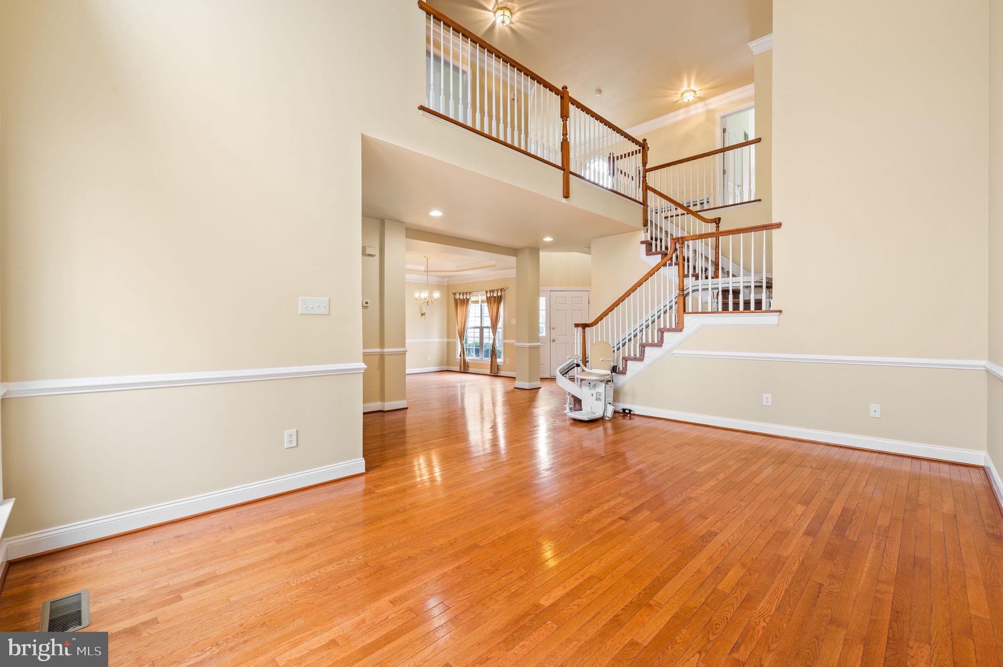 53 SAGEWOOD DRIVE
