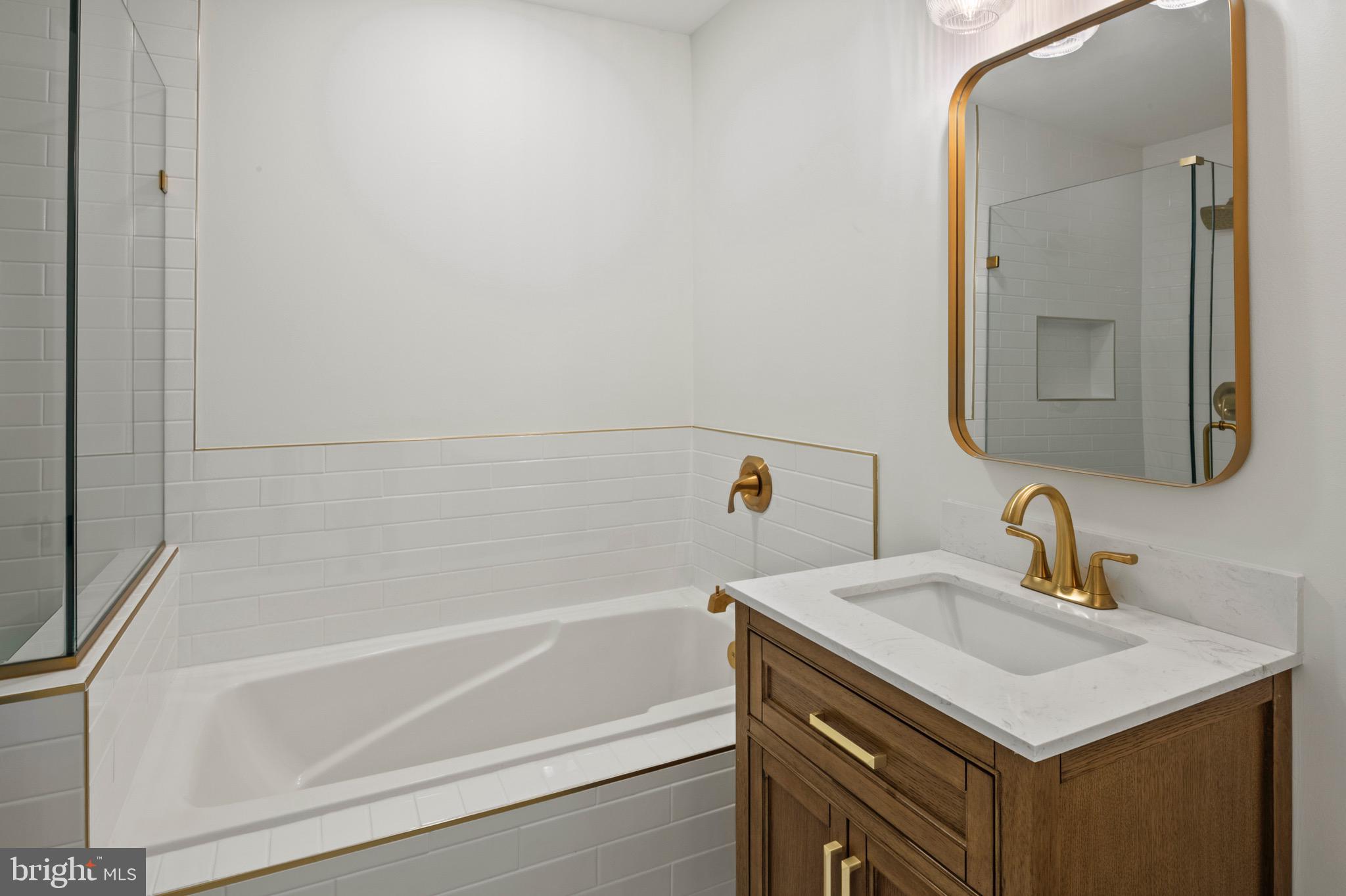 VILLAGE OF LONG REACH - Residential