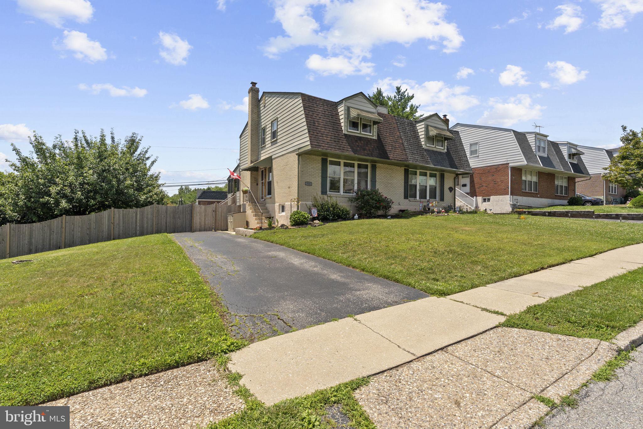 314 E LOGAN STREET