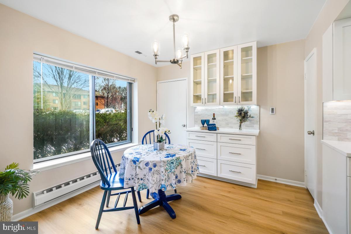 LEISURE WORLD - Residential